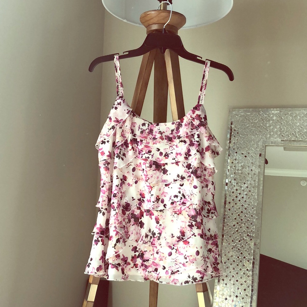 Floral sleeveless blouse